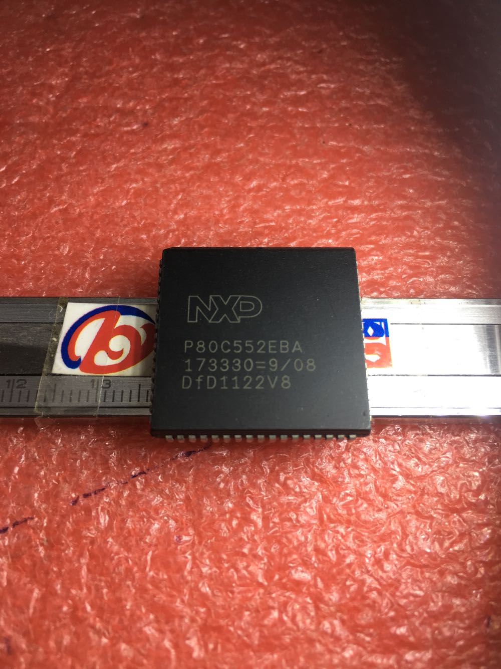 P80C552EBA 集成电路 PLCC68 NXP