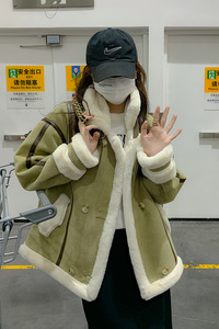 高级感超好看羊羔毛短外套女2023秋冬新款小个子皮毛一体机车棉服图片