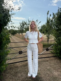 澳洲小众镂空针织短袖上衣阔腿裤套装2025新款度假休闲百搭两件套