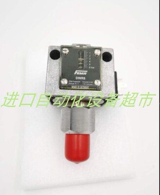 Q4XFKLAF610-Q8激光传感器BANNER