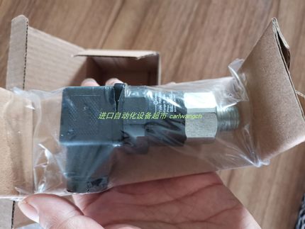 BANNA FT10N-G12HWCRC压力开关VECTOR转换器SER2K 05051