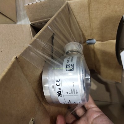 O300.GL-GW1J.72N传感器Baumer