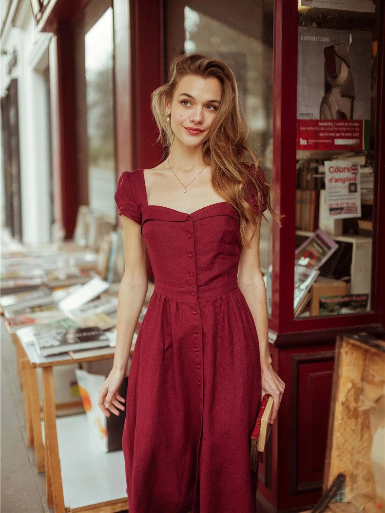 法式连衣裙女中长款度假露背性感慵懒风红色亚麻复古小众茶歇裙