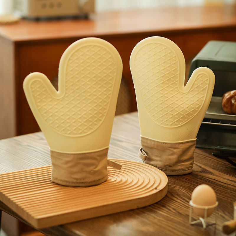 防烫手套家用烤箱微波炉耐高温厨房烘培专用防滑隔热加厚硅胶可爱,厨房/烹饪用具,微波炉手套,淘宝优惠券,粉丝福利购,淘宝优惠卷