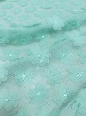进口立体绣花雪纺纱面料春夏连衣裙衬衣雪纺纱布料柔软垂顺浅绿色