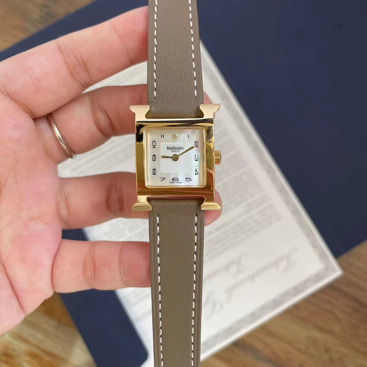 HEUREH小号女表钻石贝壳皮带