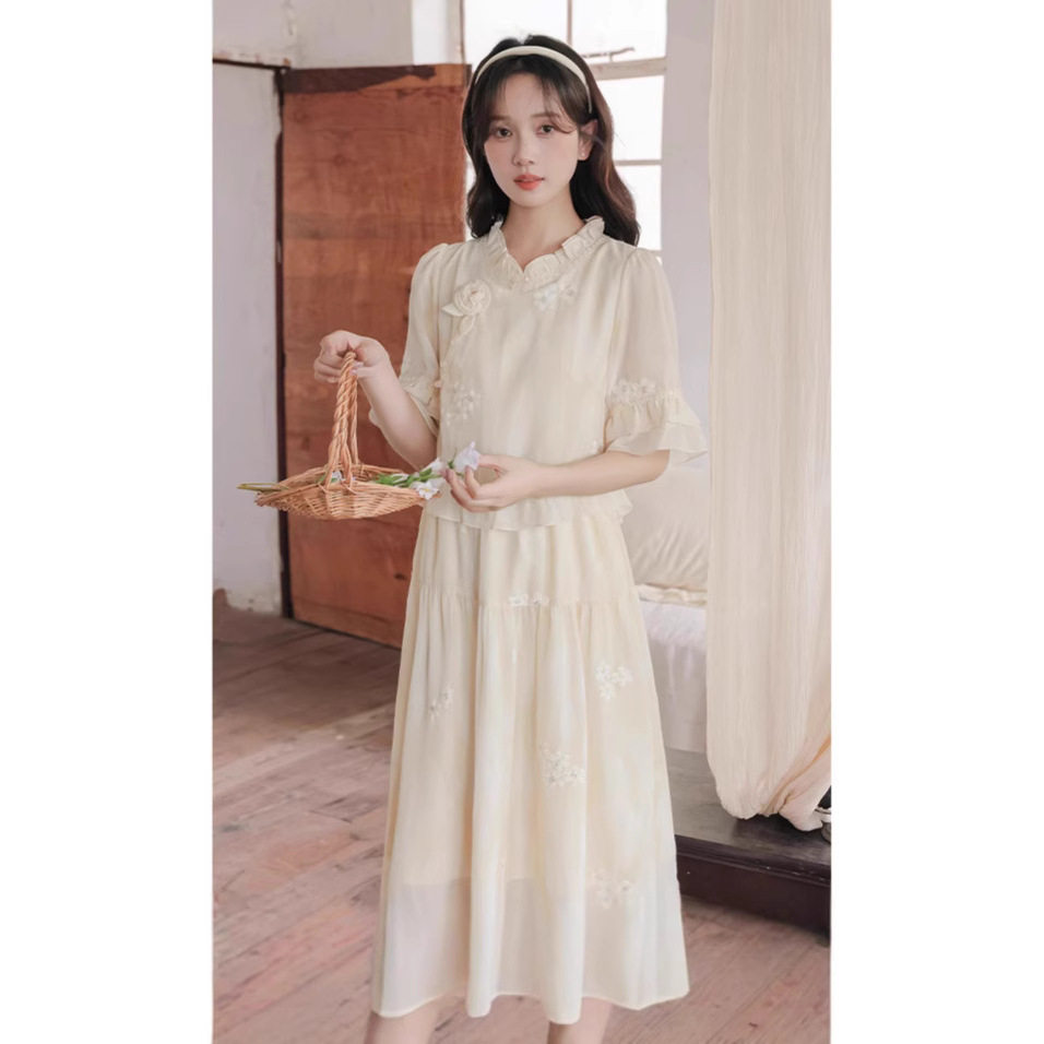 小个子独特漂亮巨好看国风连衣裙女夏森女甜美新中式假两件绣花裙