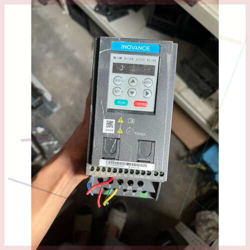 议价变频器MD200T2.2B外壳完好，成色如图，有划痕，功