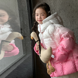 韦氏【设计师款】2025新女童宝宝儿童羽绒服白鸭绒短款面包服加厚