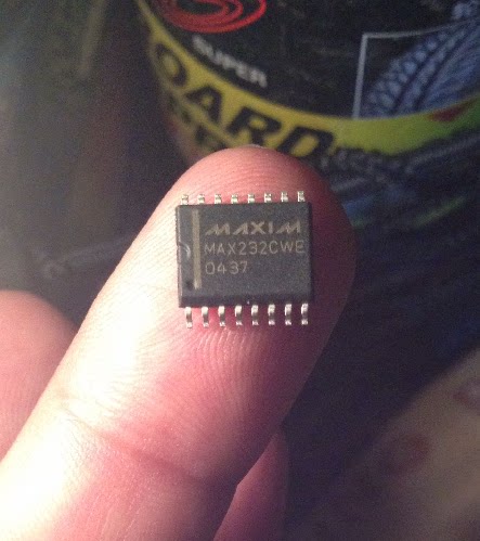 MAX232CWE 贴片SOP-16 7.2mm宽体 通讯芯片 MAXIM原装正品