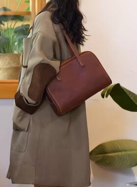 大宽宽包  头层植鞣牛皮MBOX皮鹿皮单肩腋下包宽宽包真皮简约