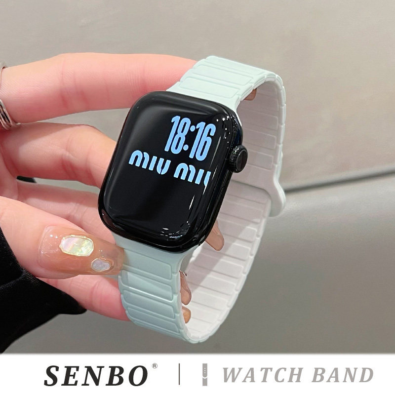 适用iwatch10苹果手表带新款s9二代三株磁吸硅胶表带applewatch8/7/6/5/4夏季运动透气se代男女款时尚高级感图片