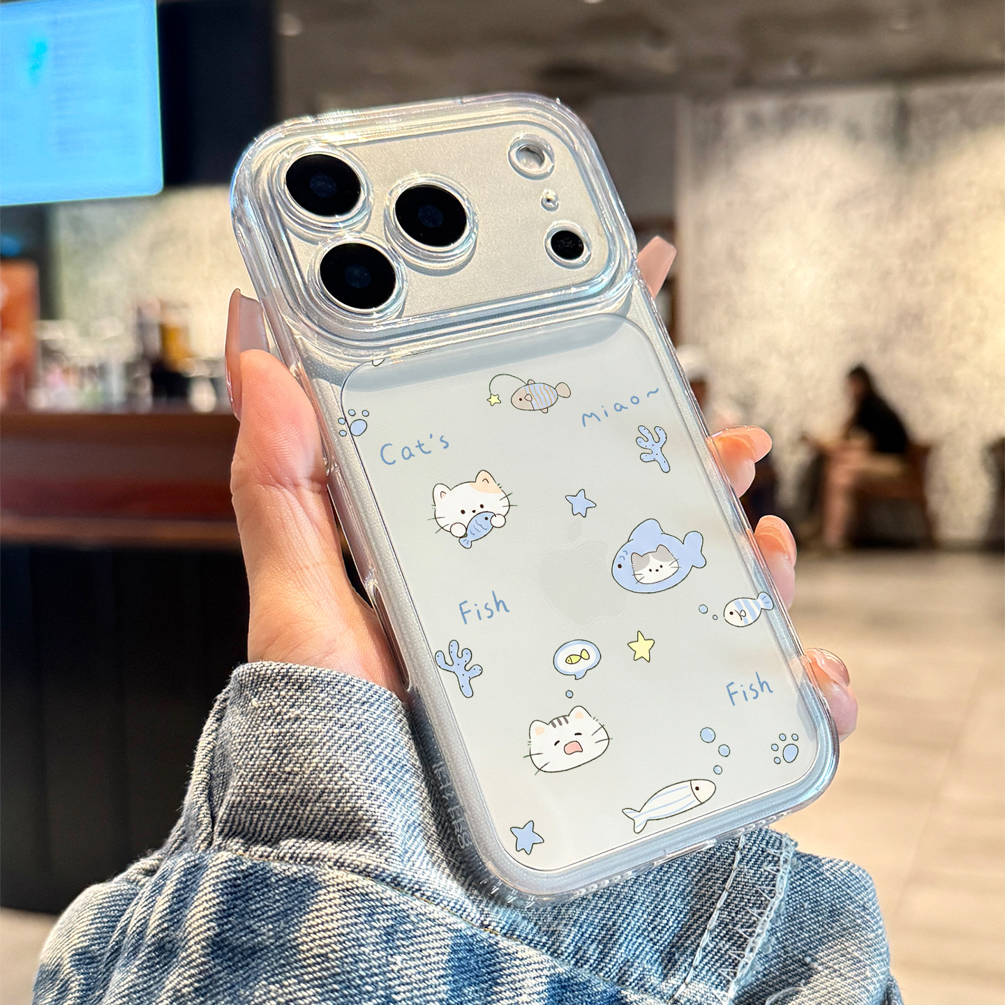 适用于苹果17promax手机壳吃鱼蓝色小猫iPhone17新款17pro高级感16全包air防摔15透明14好看13保护套12的女pm