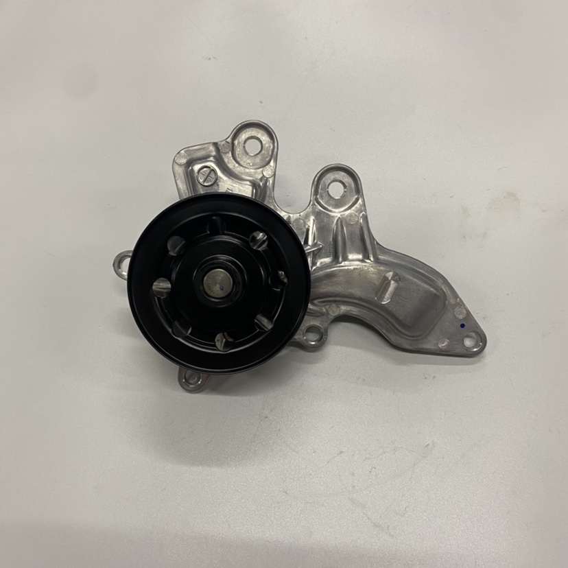 适用卡罗拉雷凌1.2T发动机水泵冷却泵