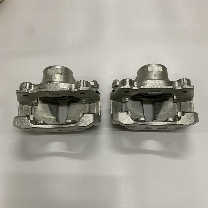 适用05-12皇冠锐志前后刹车分泵刹车卡钳制动泵