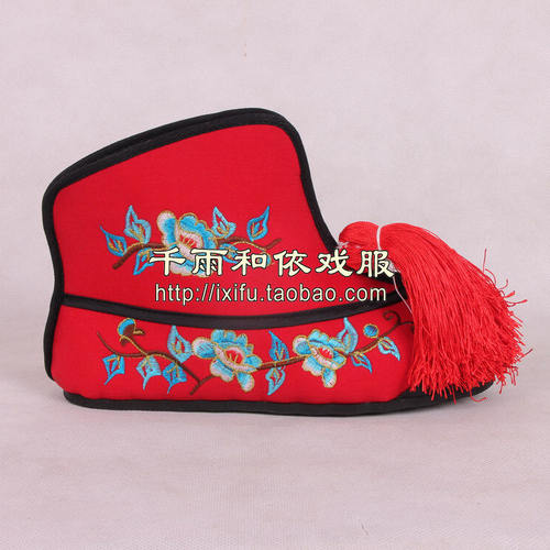女打鞋平底绣花快靴戏曲用品武旦