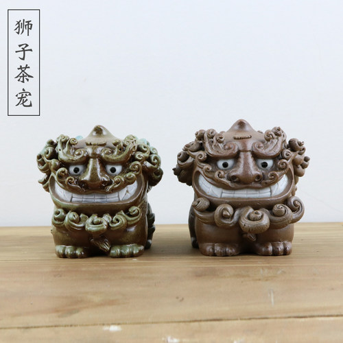 招财狮子陶瓷茶宠摆件