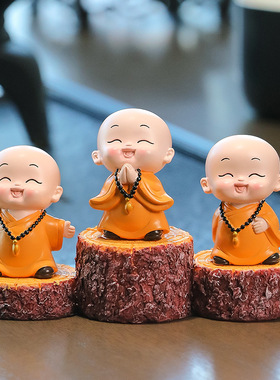 桌面摆件创意装饰树脂公仔小沙弥新品办公桌礼物装饰品小摆件