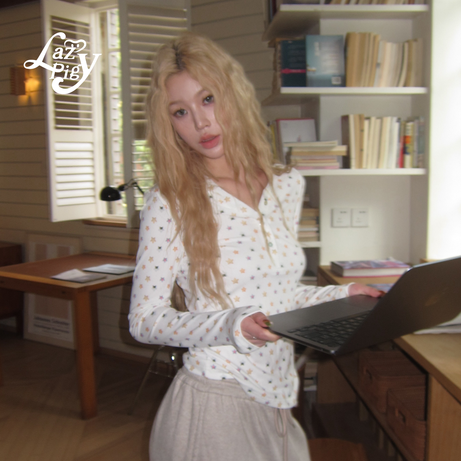 ALazyPig星星印花V领亨利T恤女25冬季新甜辣少女弹力长袖打底上衣