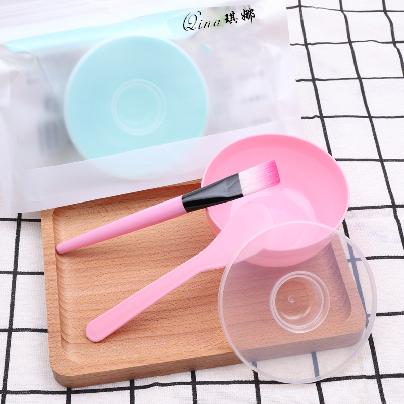 面膜碗调膜棒的美容工具套装4件套托家用勺四模具水疗软毛化妆刷,家庭/个人清洁工具,DIY面膜工具,淘宝优惠券,粉丝福利购,淘宝优惠卷