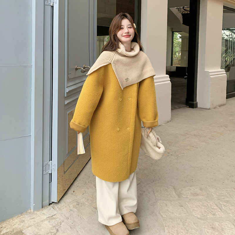 新款现货数据好鹅黄色羊羔毛带围脖两件套2C282-871P195K288,女装毛呢外套,2C282