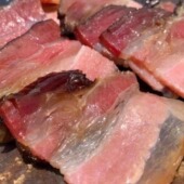 沐腊烟熏腊肉土猪五花后腿四川特色手工烟熏制作二刀