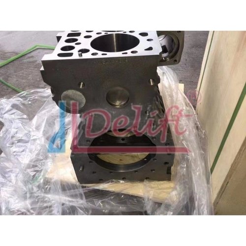 叉车配件 发动机缸体  中缸 V2203—KB  16494-0101-6 Delift