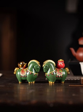 创意绿马元宝可旋转茶宠摆件国潮马上有钱招财礼品办公室桌面装饰