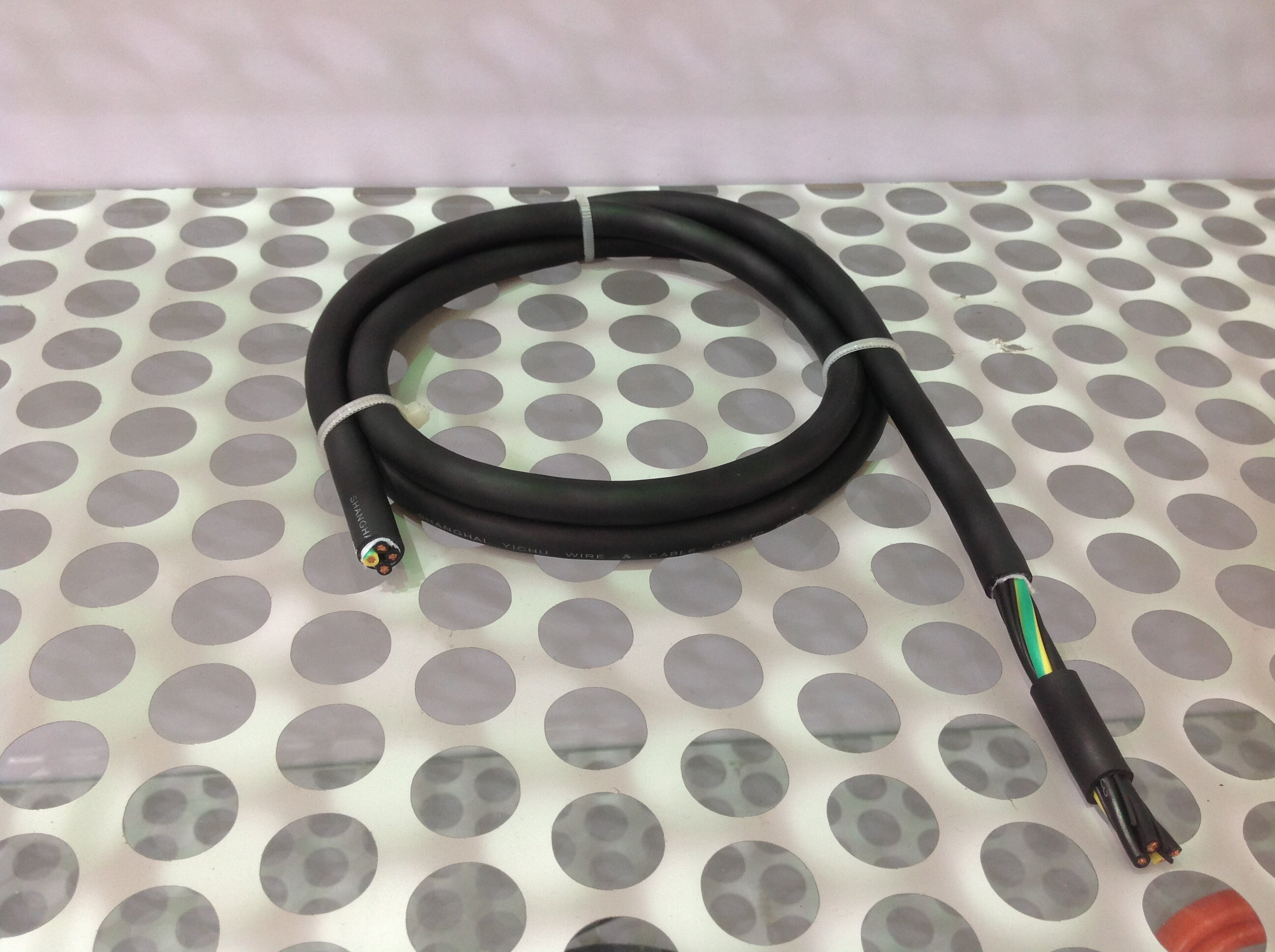 易初UL2570屏蔽 4*12AWG 电源线出口美标线VW-1阻燃2AWG/4AWG