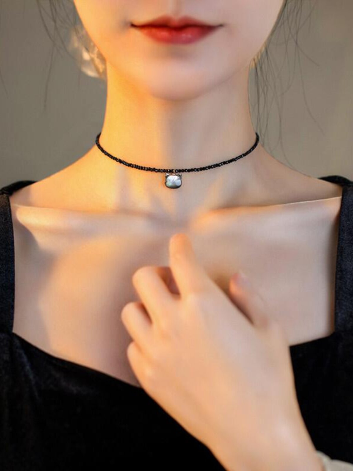 천연 블랙 크리스탈 고양이 목걸이 라이트 럭셔리 틈새 하이엔드 다용도 14K 골드 충전 변색되지 않는 목걸이