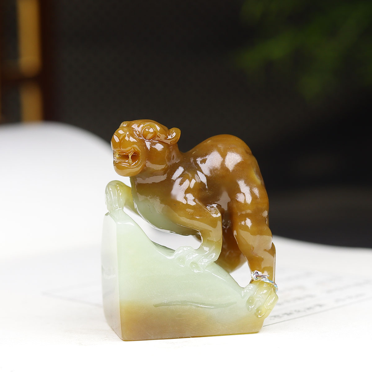 (古晨珠宝)新疆和田玉且末糖白玉瑞兽印章把件手玩瑞兽呈祥68g