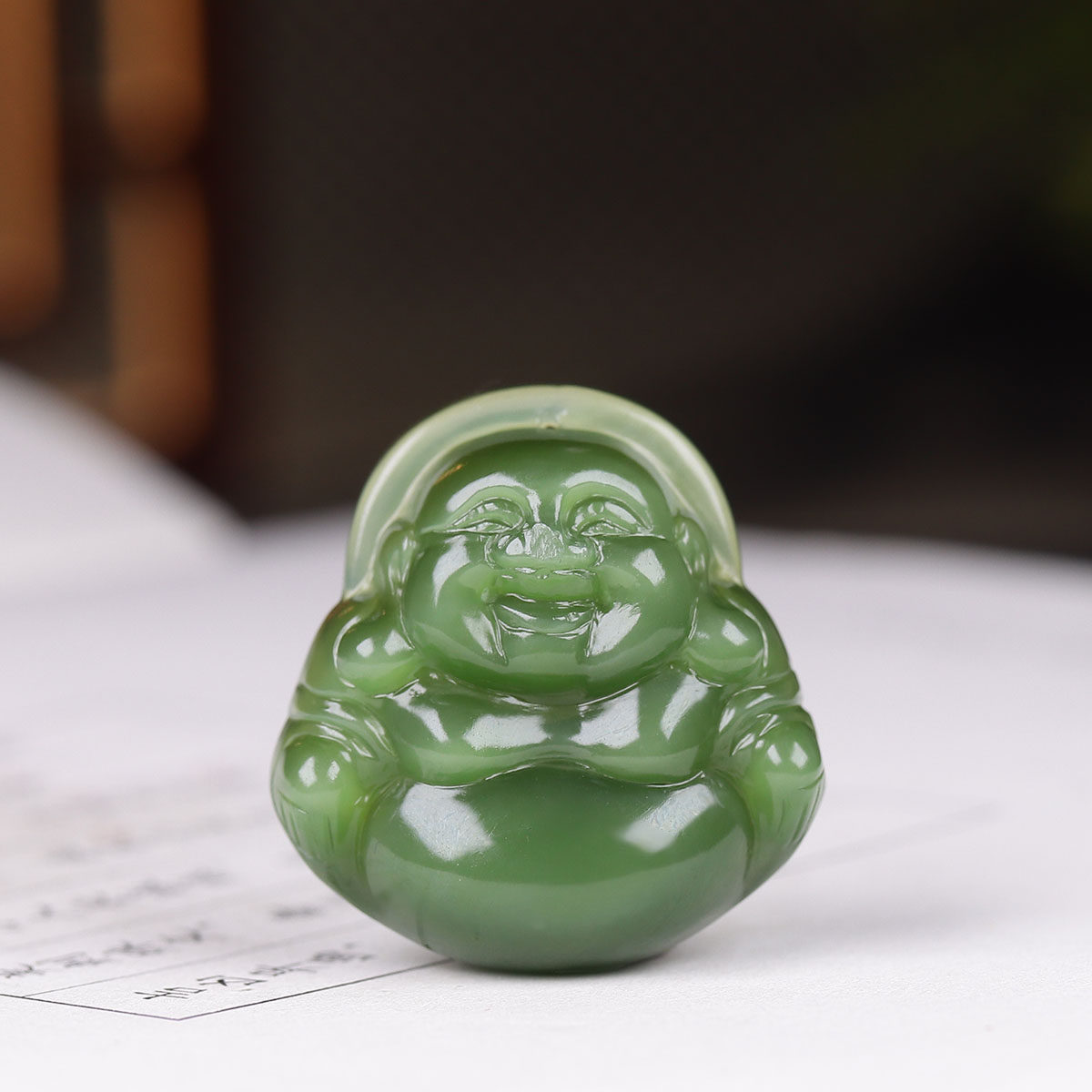 (古晨珠宝) 俄罗斯和田玉阳绿碧玉弥勒佛挂件吊坠玉坠笑口常开9g