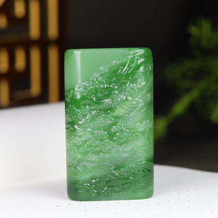 （古晨珠宝）俄罗斯和田玉白加绿碧玉挂件吊坠玉坠府上有龙73g