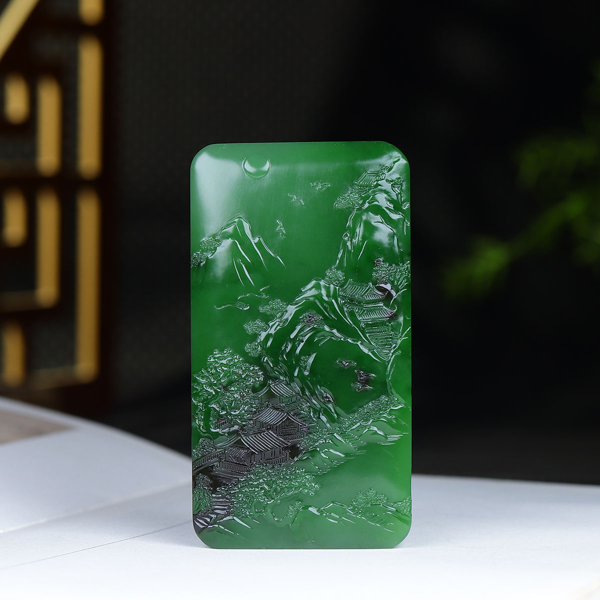(古晨珠宝)俄罗斯和田玉菠菜绿聚红皮碧玉山水挂件吊坠玉坠127g