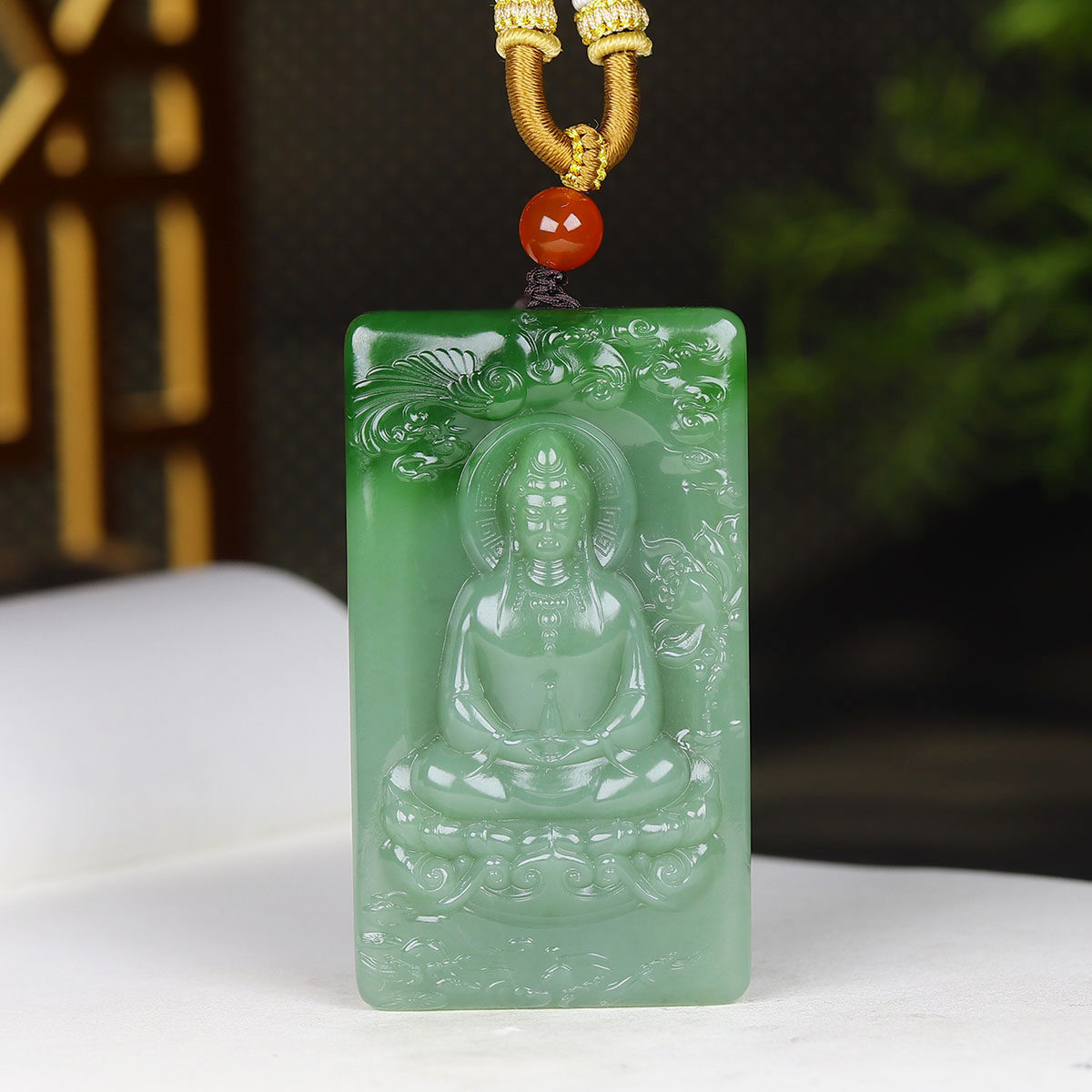 (古晨珠宝)俄罗斯和田玉粉青碧玉观音挂件吊坠玉坠玉牌 101g
