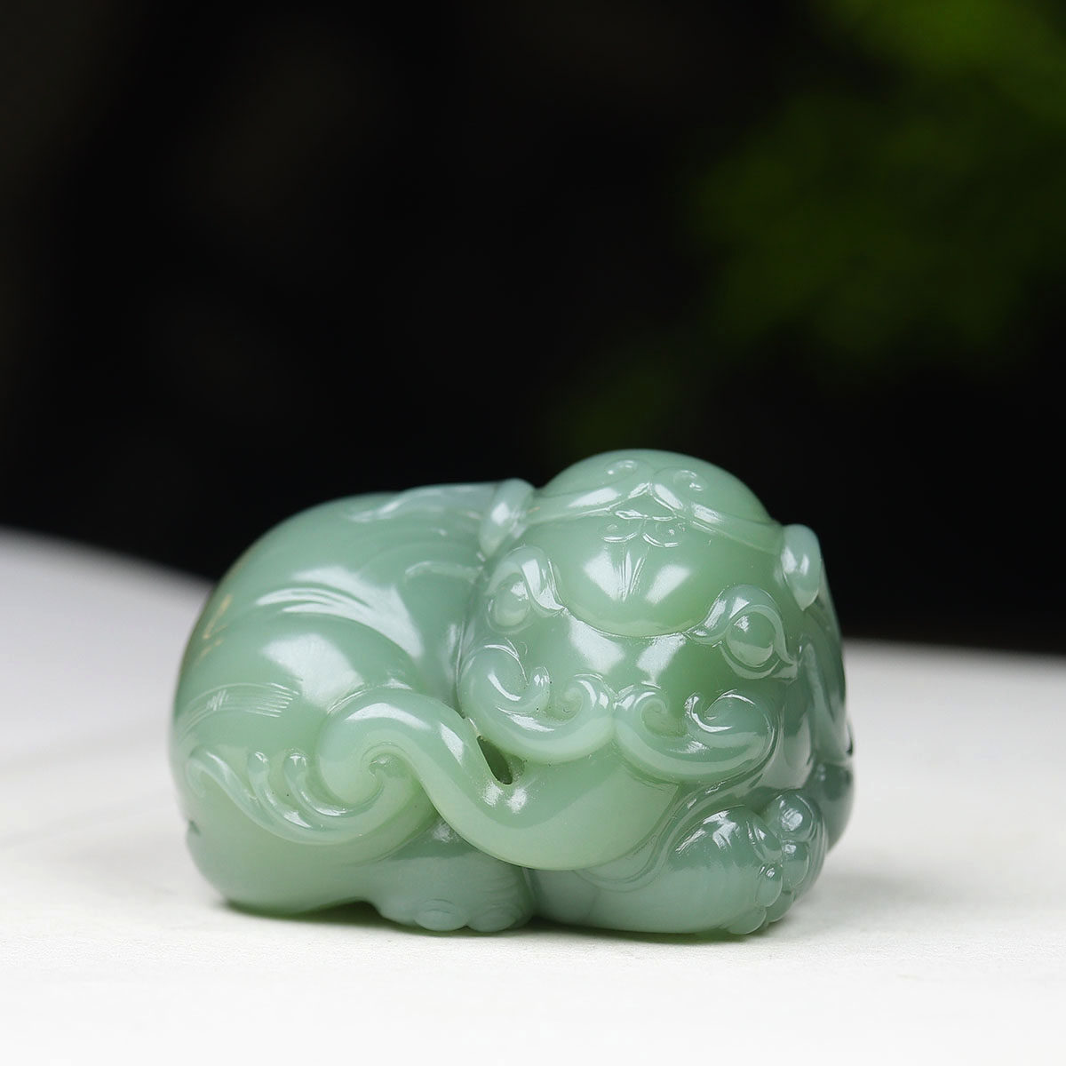 （古晨珠宝）俄罗斯和田玉粉青碧玉大象手把件手玩吉祥如意79g
