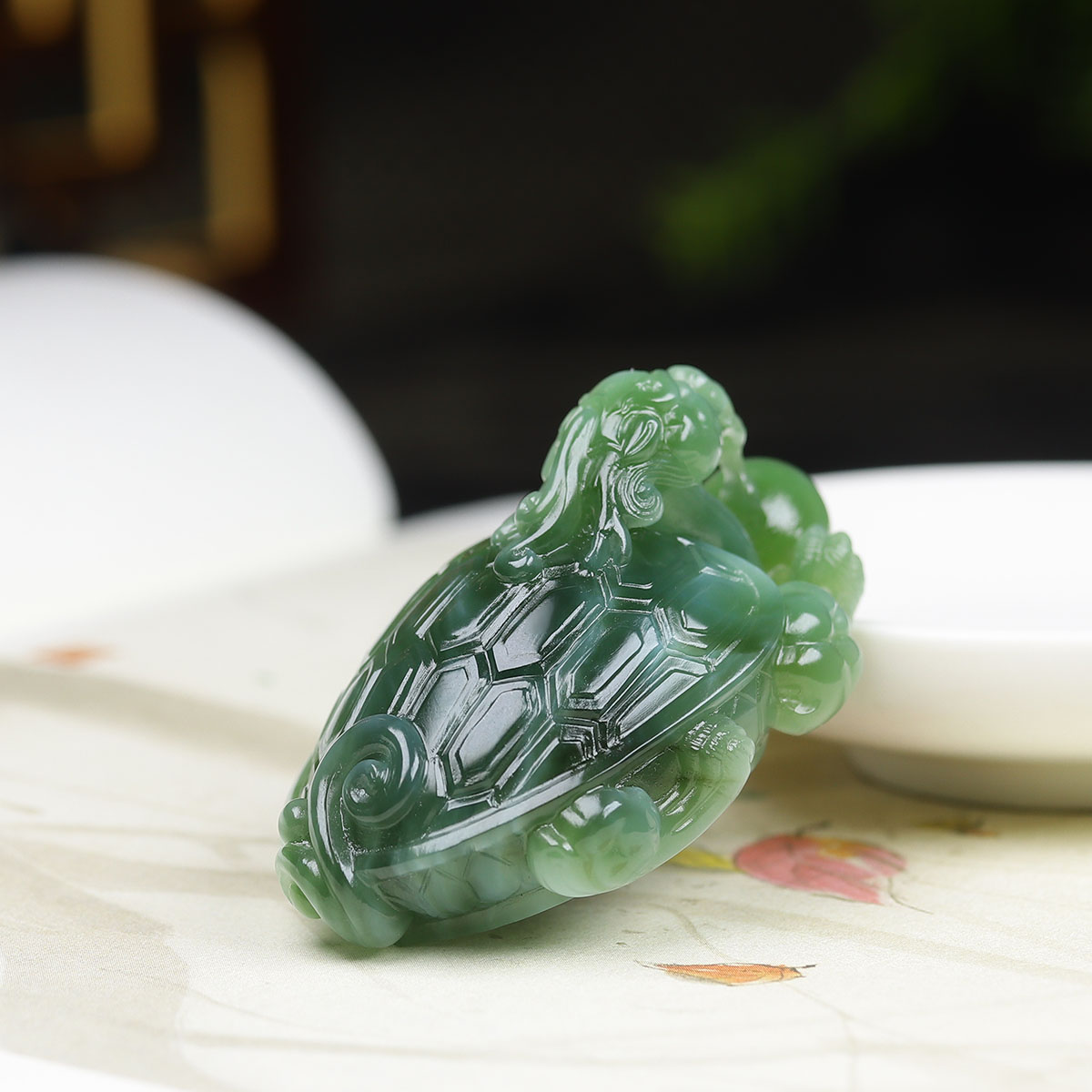 （古晨珠宝）俄罗斯和田玉猫眼碧玉龙龟挂件吊坠玉坠荣归63g