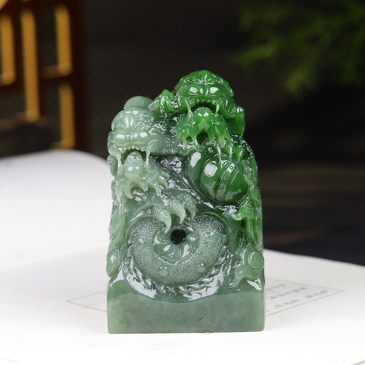 (古晨珠宝) 俄罗斯和田玉双色碧玉生肖龙印章摆件大权在握379g