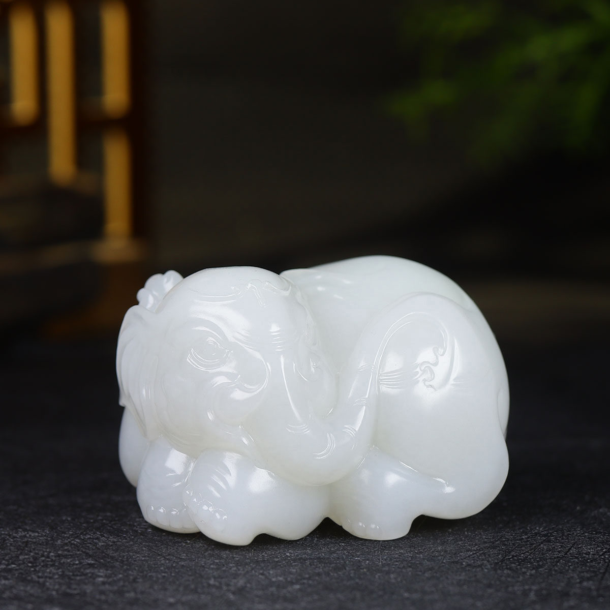 (古晨珠宝)新疆和田玉白玉大象猴子手把件手玩封侯拜相309g