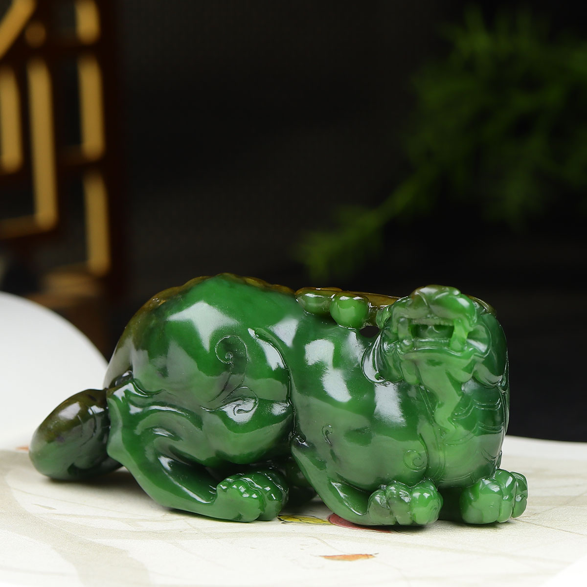 （古晨珠宝）俄罗斯和田玉粉绿碧玉貔貅手把件摆件瑞兽赐福238g