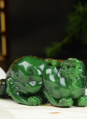 （古晨珠宝）俄罗斯和田玉粉绿碧玉貔貅手把件摆件瑞兽赐福238g