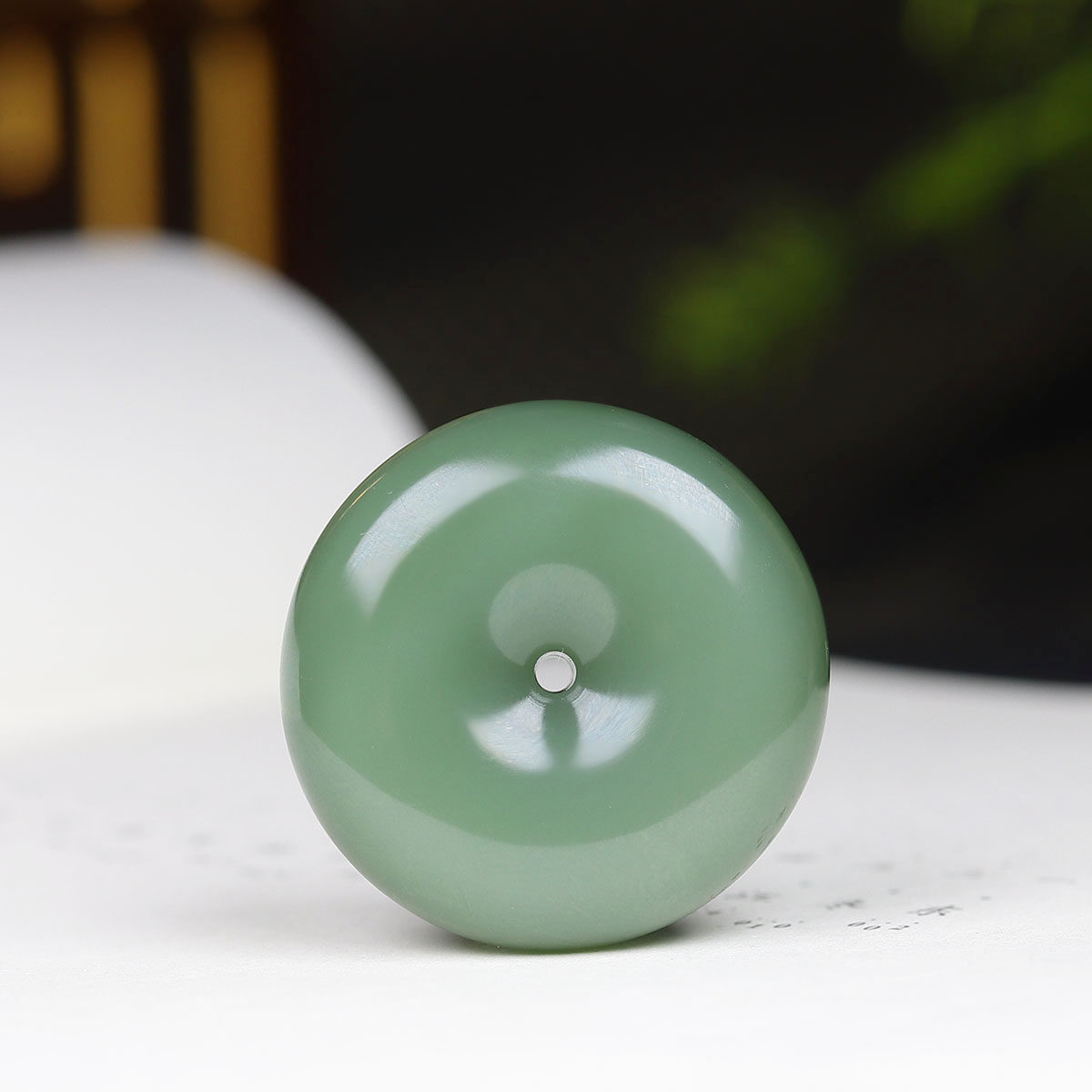 (古晨珠宝) 俄罗斯和田玉鸭蛋青碧玉平安扣吊坠玉坠平平安安27g