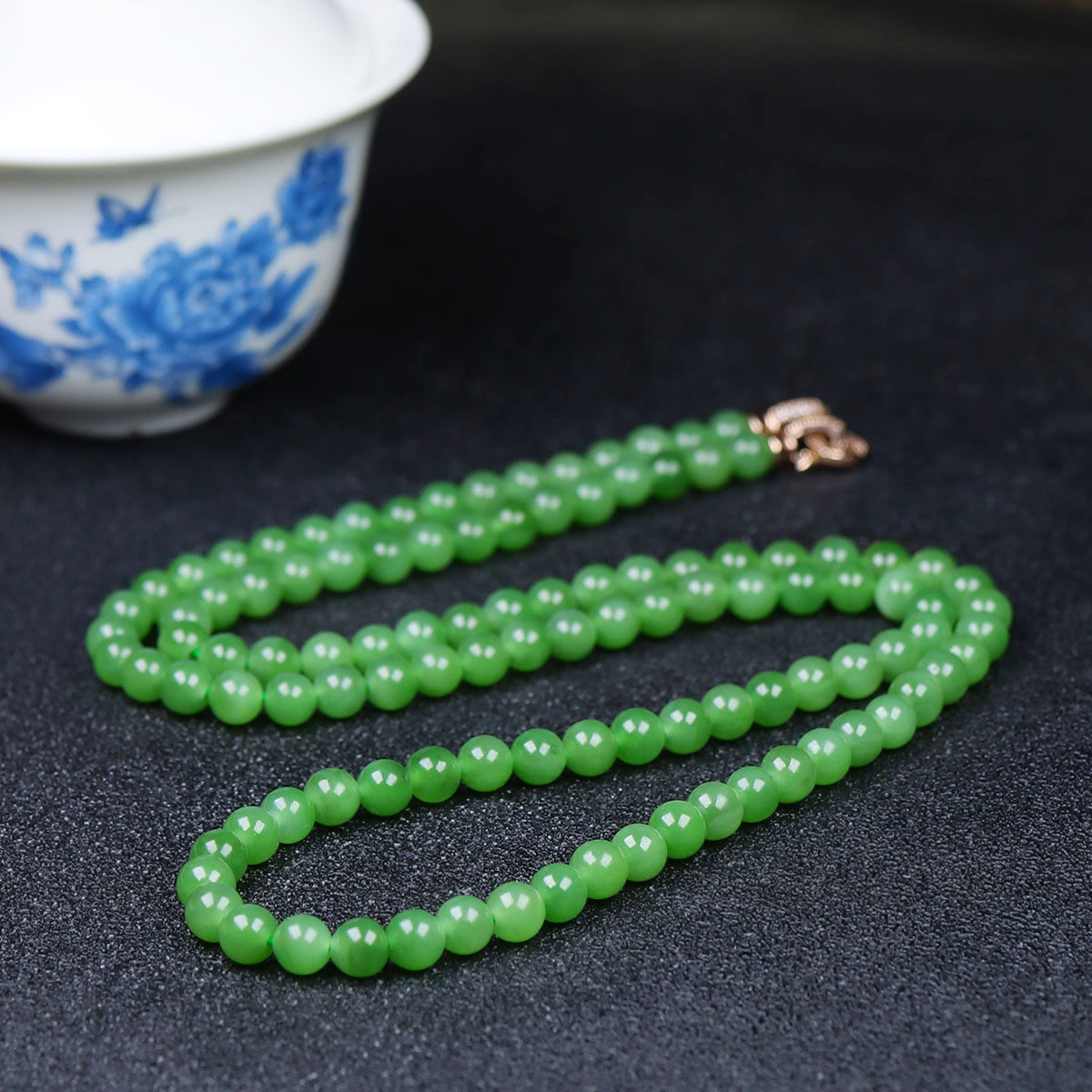 （古晨珠宝）俄罗斯和田玉粉绿碧玉圆珠项链毛衣链珠连富贵39g6mm