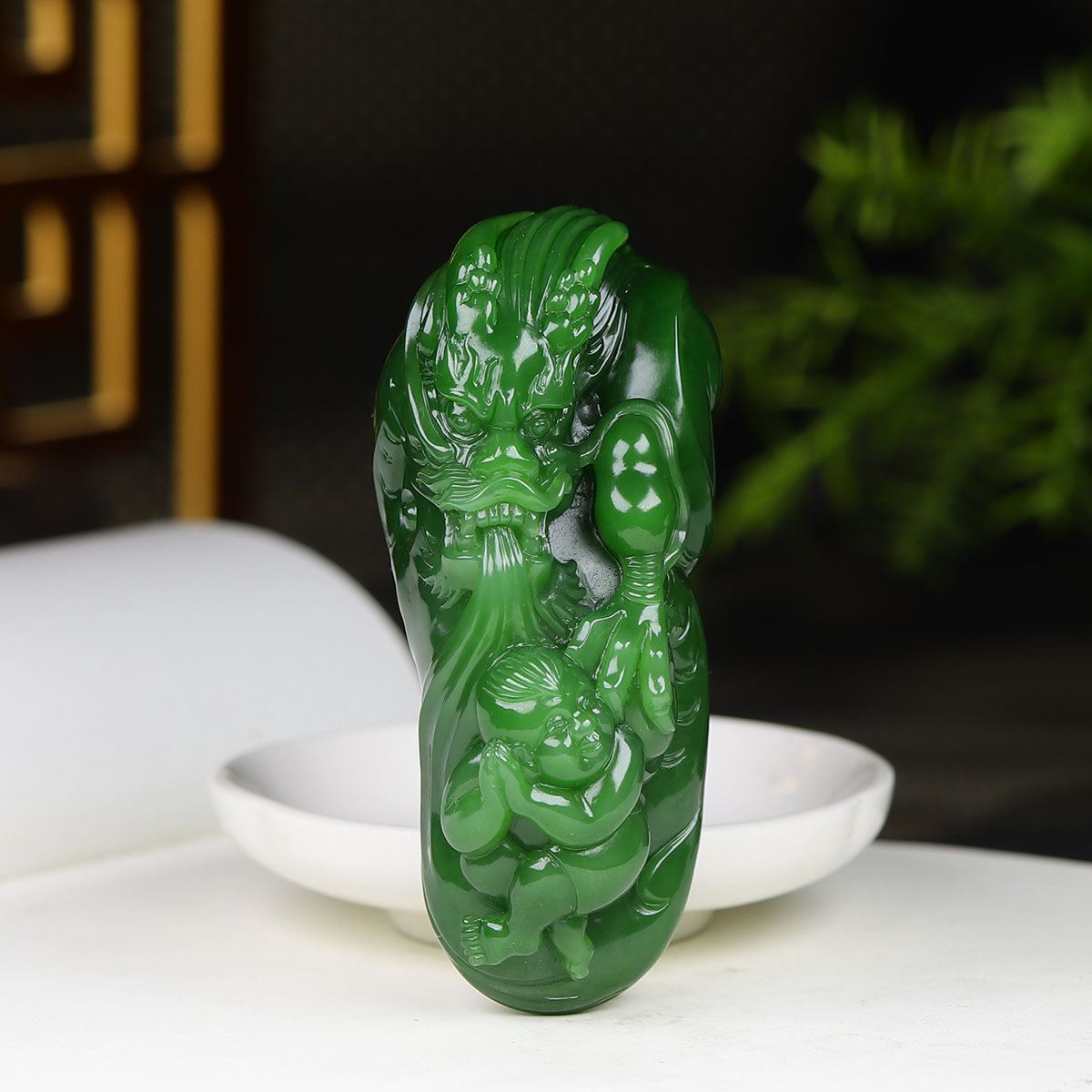 （古晨珠宝）俄罗斯和田玉粉绿碧玉龙手把件手玩摆件望子成龙149g