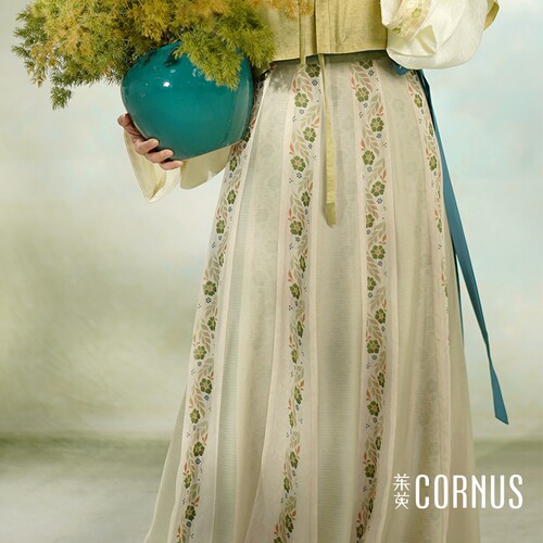 茱萸CORNUS 青青 二十四破间色裙 唐汉服女装国风日常通勤半身裙