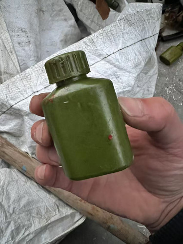 60年代库存正品军绿色方形油壶个性收藏