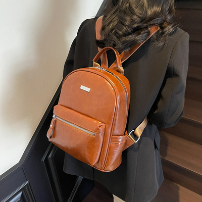 英伦风复古皮质双肩包古着感高颜值立体小书包大容量通勤上课背包