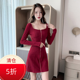 方领连衣裙性感女装2025新款春装小个子低胸修身显瘦长袖A字裙子