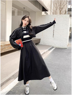 时尚 2025春季 新款 韩版 气质条纹拼接背心裙女气质显瘦连衣裙套装