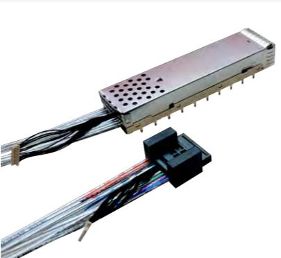 V59-YC019 1x1OSFP OverPass™ connector & std height cage to